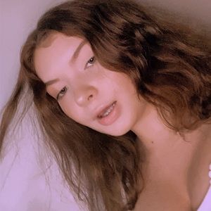 Meet your Posher, Sophia